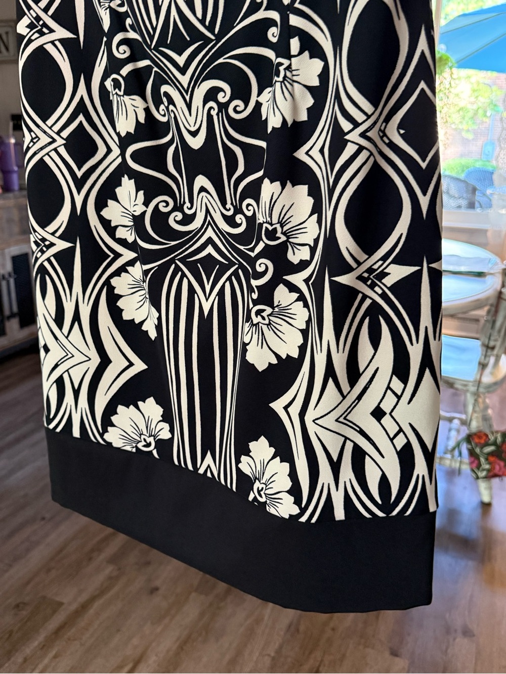Connected Apparel Size 12 Black Ivory Floral Geometric Sheath Dress